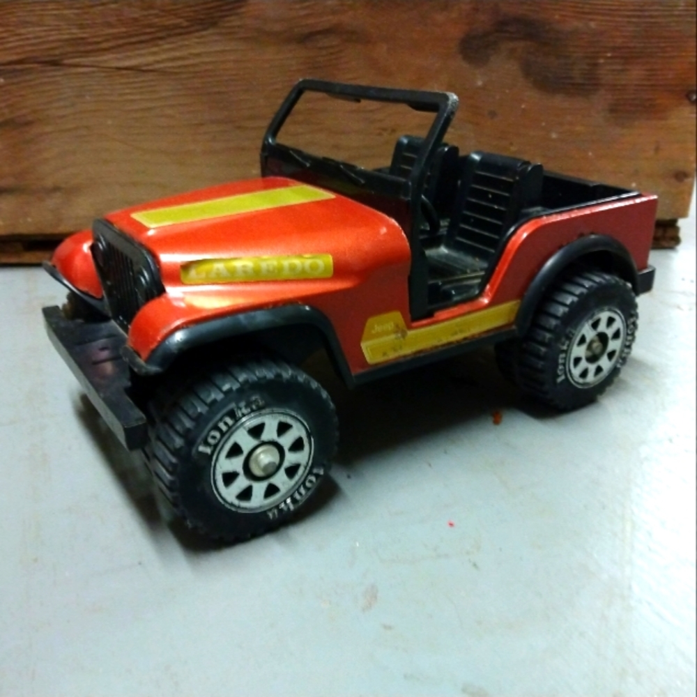 Vintage Tonka Jeep